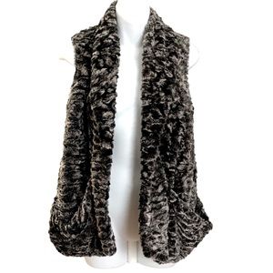 JOLT Faux Fur Vest with Pockets. Grey Black Merle Women’s Small
